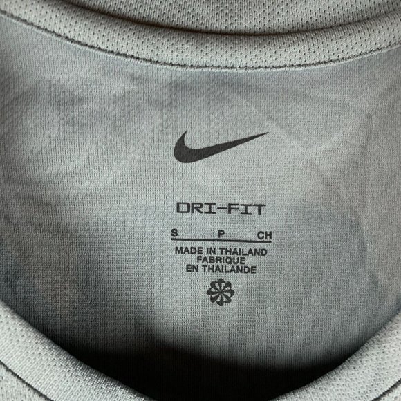 Nike Fly Tank Women's Small Gray Dri-Fit Performance Round Neck Pullover 7979 - Picture 3 of 8